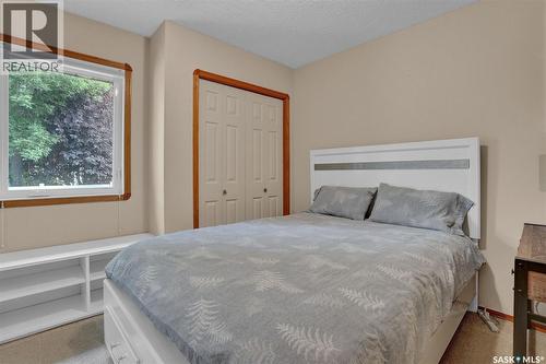 3210 Peyson Bay E, Regina, SK - Indoor Photo Showing Bedroom