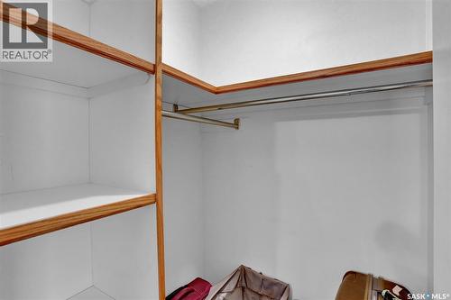 3210 Peyson Bay E, Regina, SK - Indoor Photo Showing Other Room