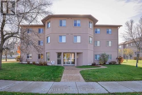 207 - 125 BOND STREET  Orillia, ON L3V 1J7