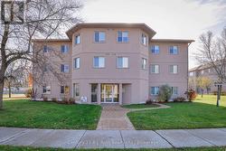 207 - 125 BOND STREET Orillia, ON L3V 1J7