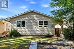 5834 McKinley AVENUE  Regina, SK S4T 6P3