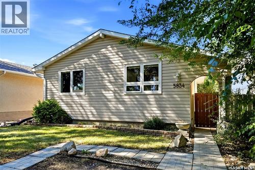 5834 Mckinley Avenue, Regina, SK - Outdoor