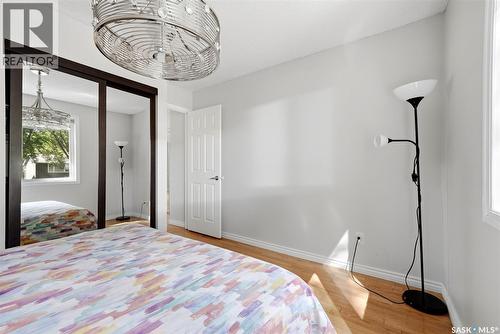 5834 Mckinley Avenue, Regina, SK - Indoor Photo Showing Bedroom