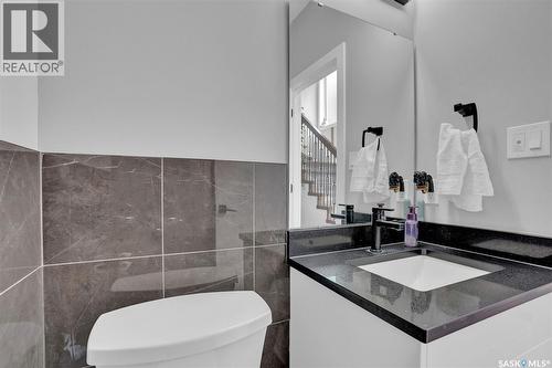 3204 Crosbie Crescent, Regina, SK - Indoor Photo Showing Bathroom