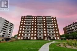 105 - 851 QUEENSTON ROAD  Hamilton, ON L8G 1B4