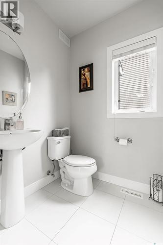 170 Palliser Court, Saskatoon, SK - Indoor Photo Showing Bathroom