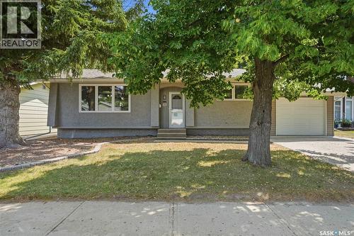 1227 Pascoe Drive E, Moose Jaw, SK - Outdoor