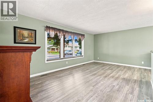 1227 Pascoe Drive E, Moose Jaw, SK - Indoor Photo Showing Other Room