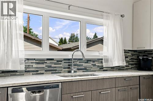 1035 3Rd Street E, Saskatoon, SK - Indoor Photo Showing Kitchen With Double Sink With Upgraded Kitchen