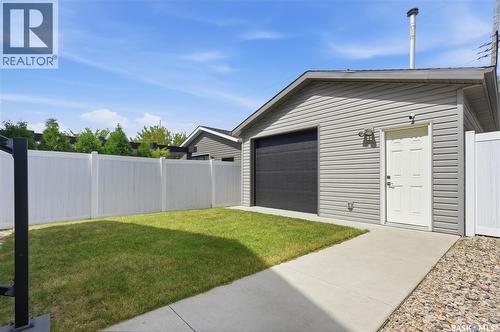 1035 3Rd Street E, Saskatoon, SK - Outdoor
