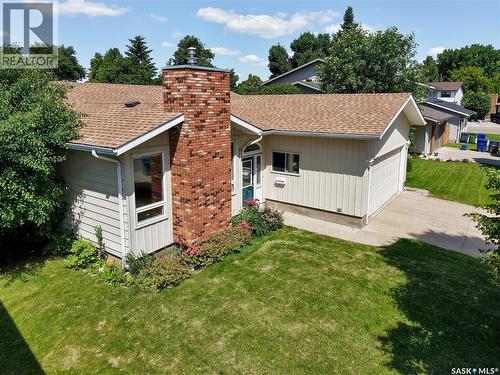 246 Perreault Crescent, Saskatoon, SK - Outdoor