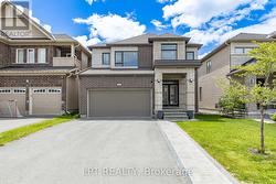 908 PEDIGREE STREET Ottawa, ON K2S 0Y5
