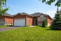 UPPER - 238 WESSENGER DRIVE Barrie, ON L4N 8R4