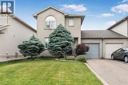 10 RICHVIEW Drive  Hamilton, ON L9B 2V5
