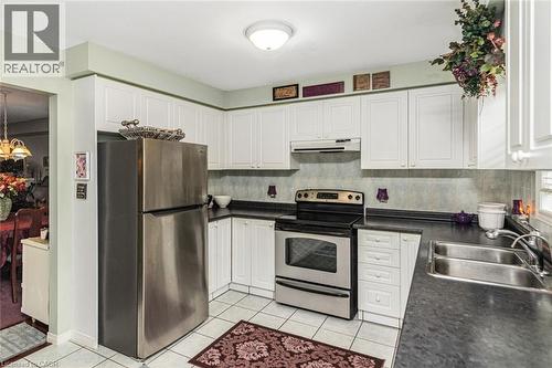 10 Richview Drive, Hamilton, ON - Indoor Photo Showing Kitchen With Stainless Steel Kitchen With Double Sink