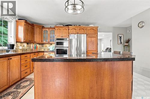 507 Railway Avenue, Bulyea, SK - Indoor Photo Showing Kitchen