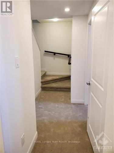 Imported from oreb - A - 225 Eldorado Private, Ottawa, ON - Indoor Photo Showing Other Room