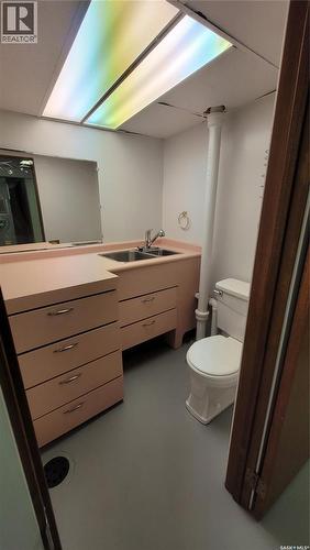 1610 2Nd Avenue N, Saskatoon, SK - Indoor