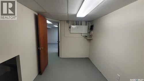 1610 2Nd Avenue N, Saskatoon, SK - Indoor