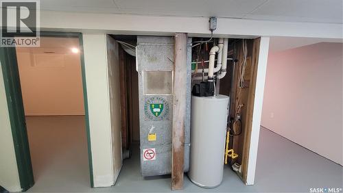 1610 2Nd Avenue N, Saskatoon, SK - Indoor Photo Showing Basement