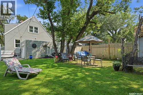 1502 Lorne Avenue, Saskatoon, SK - Outdoor