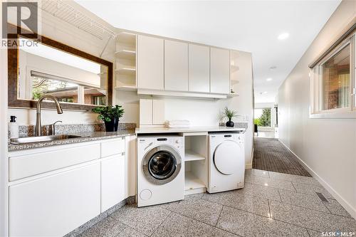 15 Quappelle Court, Saskatoon, SK - Indoor Photo Showing Laundry Room