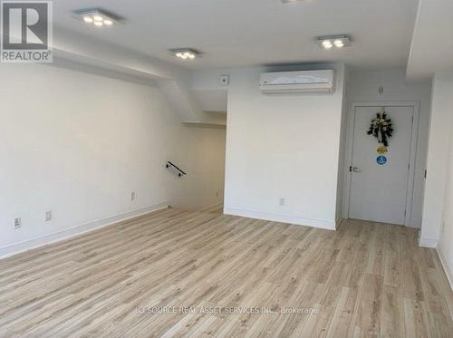 553 Lakeshore Road E, Mississauga, ON 