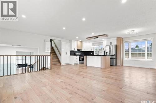 702 Mckercher Drive, Saskatoon, SK - Indoor