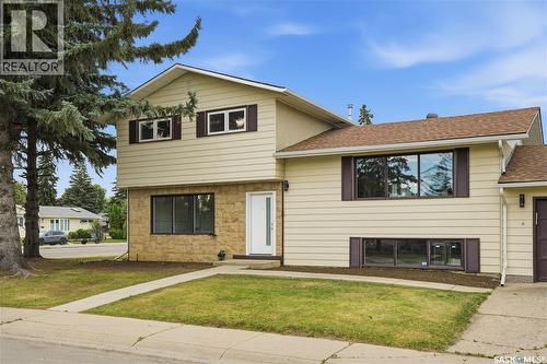 702 Mckercher Drive, Saskatoon, SK - Outdoor