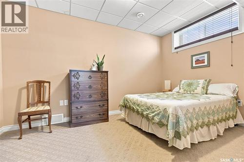 506 Antler Crescent, Warman, SK - Indoor Photo Showing Bedroom