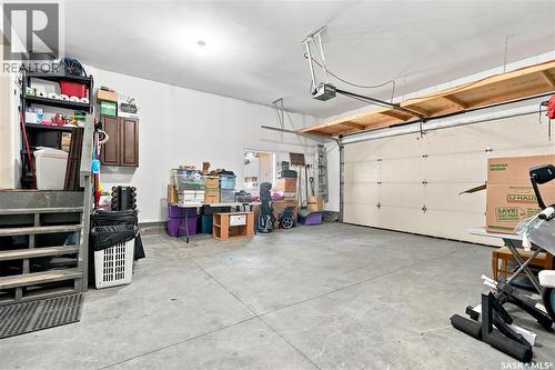 506 Antler Crescent, Warman, SK - Indoor Photo Showing Garage