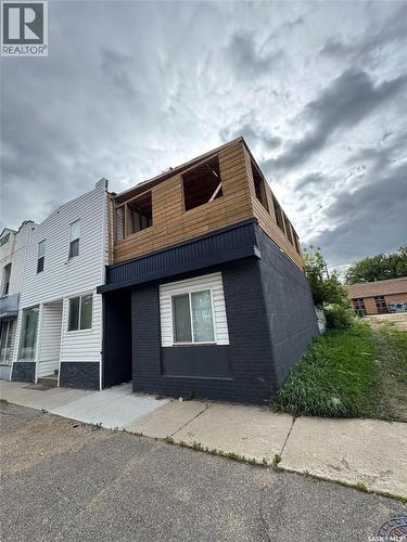 623 H Avenue S, Saskatoon, SK - Outdoor