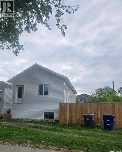 117 S Avenue N, Saskatoon, SK - Outdoor