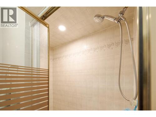 Ensuite Shower - 2226 Golf Course Drive, West Kelowna, BC - Indoor Photo Showing Bathroom