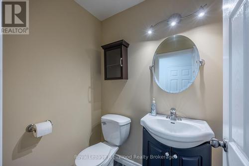 6 Highland Drive, Tillsonburg, ON - Indoor Photo Showing Bathroom