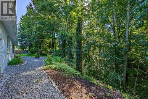 6 Highland Drive, Tillsonburg, ON - Outdoor