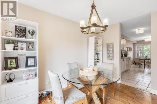 44 Millcliff Circle, Aurora, ON - Indoor Photo Showing Dining Room