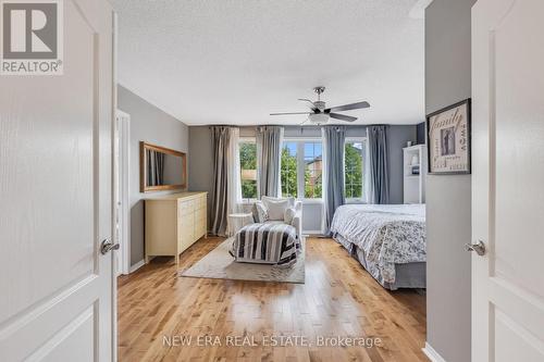 44 Millcliff Circle, Aurora, ON - Indoor Photo Showing Bedroom
