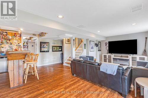44 Millcliff Circle, Aurora, ON - Indoor