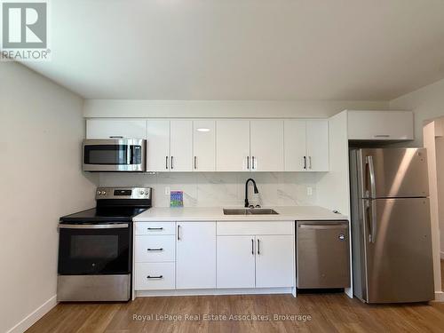 2 - 171 Huron Street, Guelph, ON - Indoor Photo Showing Kitchen
