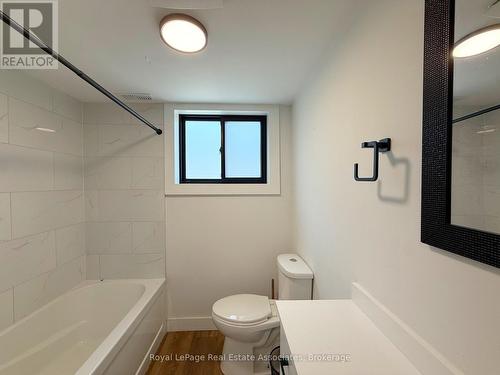 2 - 171 Huron Street, Guelph, ON - Indoor Photo Showing Bathroom