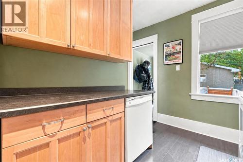 179 Angus Crescent, Regina, SK - Indoor Photo Showing Kitchen