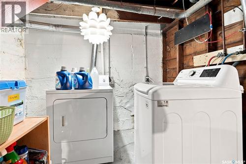 179 Angus Crescent, Regina, SK - Indoor Photo Showing Laundry Room