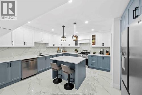 1019 Glidden, Windsor, ON - Indoor Photo Showing Kitchen With Upgraded Kitchen