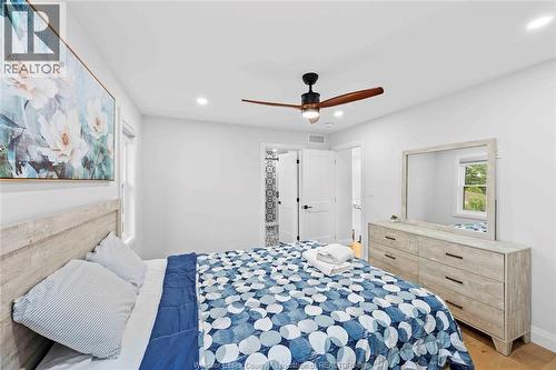 1019 Glidden, Windsor, ON - Indoor Photo Showing Bedroom