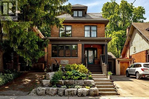 99 Hillcrest Avenue, Hamilton, ON - Outdoor With Facade