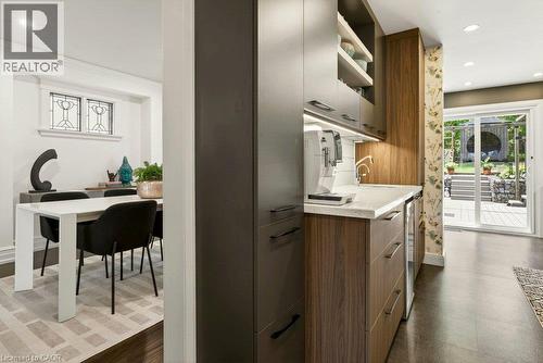 99 Hillcrest Avenue, Hamilton, ON - Indoor