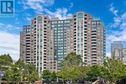 1906 - 23 LORRAINE DRIVE Toronto, ON M2N 6Z6