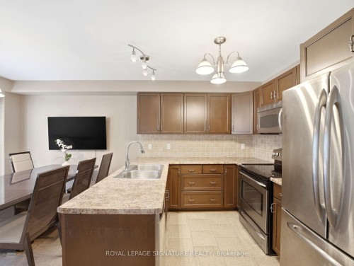 98 Willow Lane, Grimsby, ON - Indoor Photo Showing Kitchen With Stainless Steel Kitchen With Double Sink