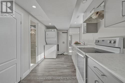 3091 Rymal Road, Mississauga, ON - Indoor Photo Showing Kitchen
